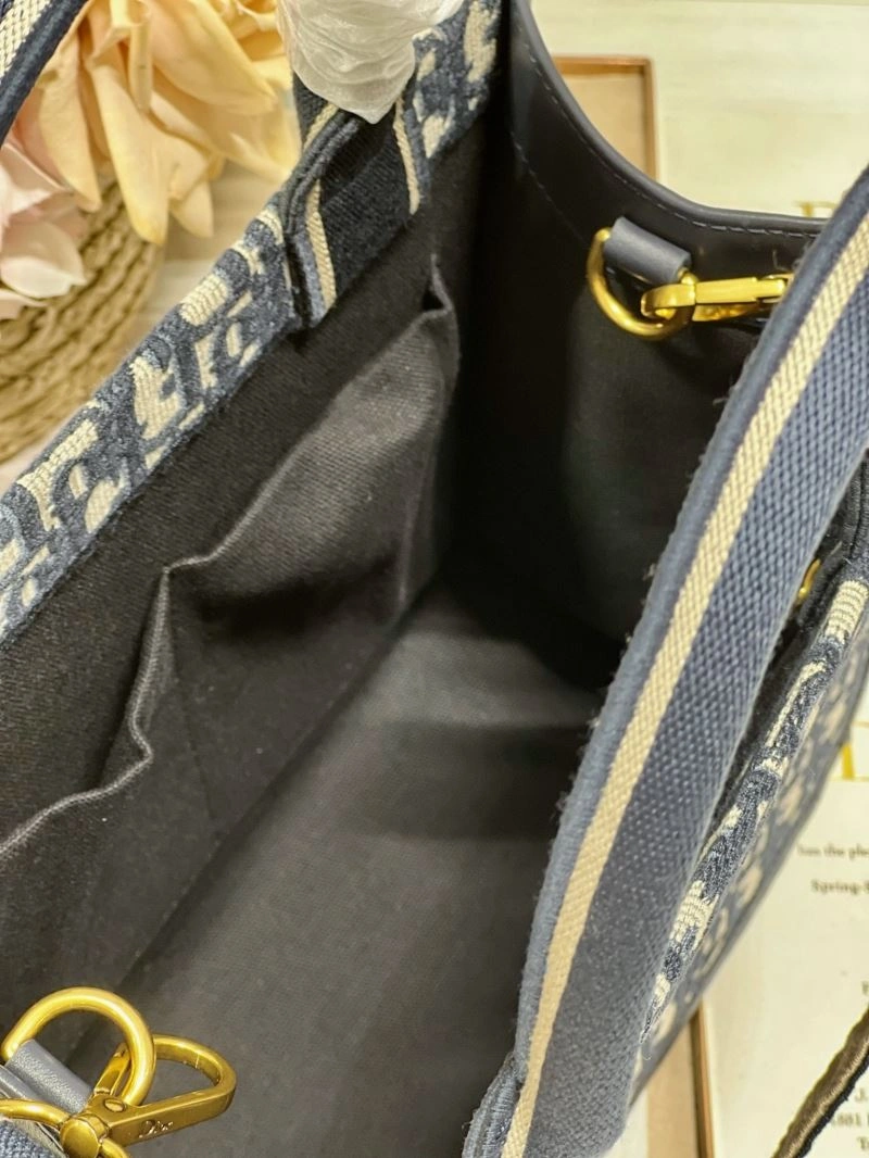 Fashionable Christian Dior Shopping Bags 73888