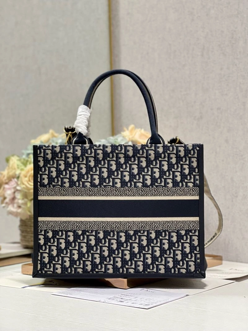 Timeless Christian Dior Shopping Bags 73839