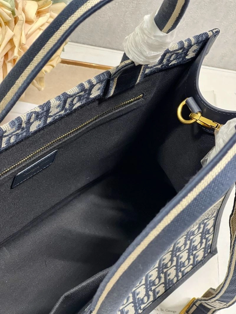 Timeless Christian Dior Shopping Bags 73839