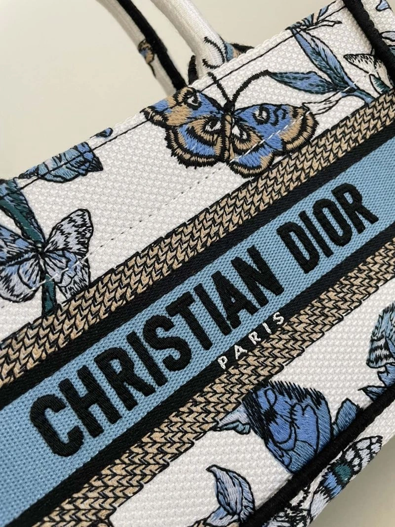 Sporty Christian Dior Shopping Bags 70529
