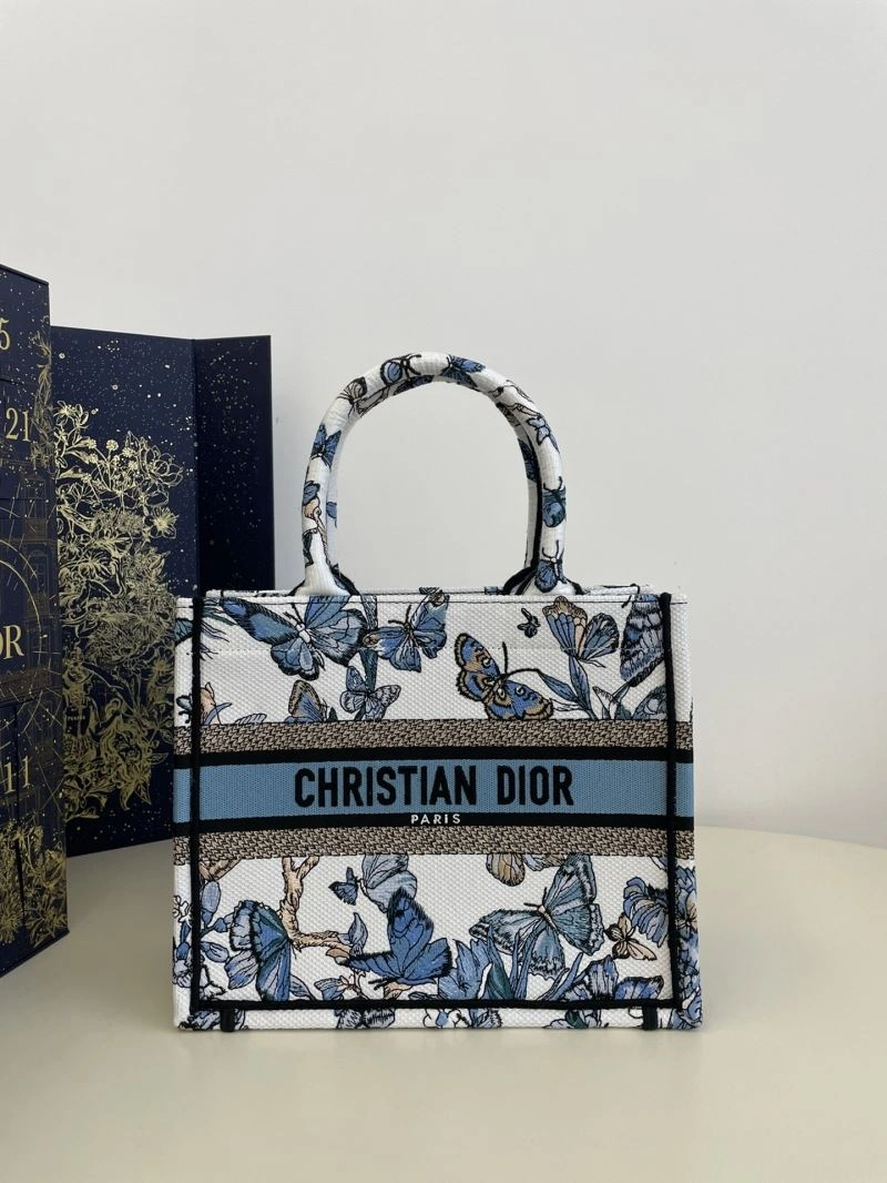 Bold Christian Dior Shopping Bags 70527