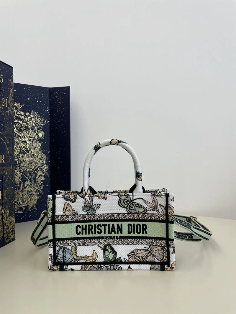 Refined Christian Dior Shopping Bags 70569
