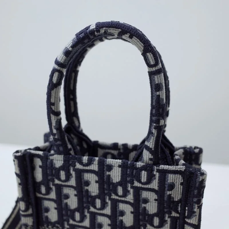 Trendsetting Christian Dior Shopping Bags 37700