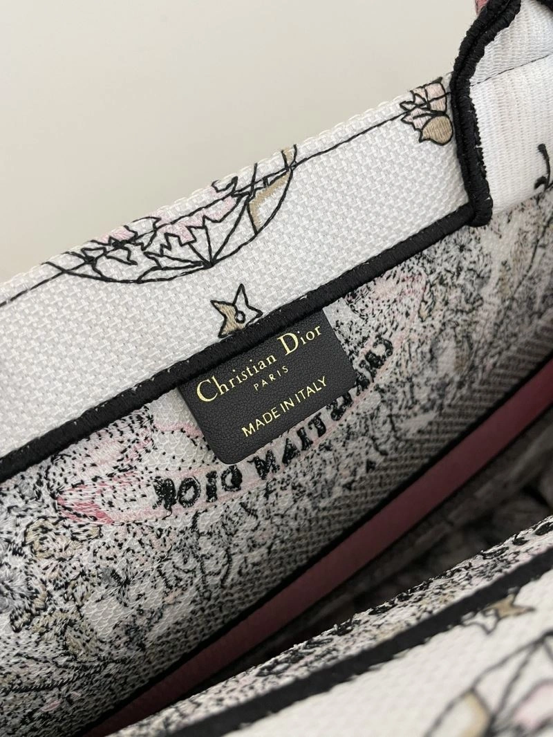 Christian Dior Shopping Bags Resilient 70515
