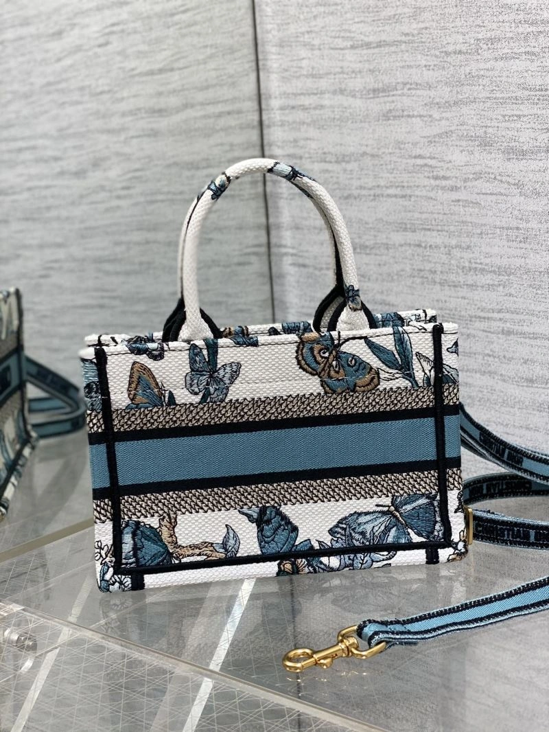 Compact Christian Dior Shopping Bags 70511