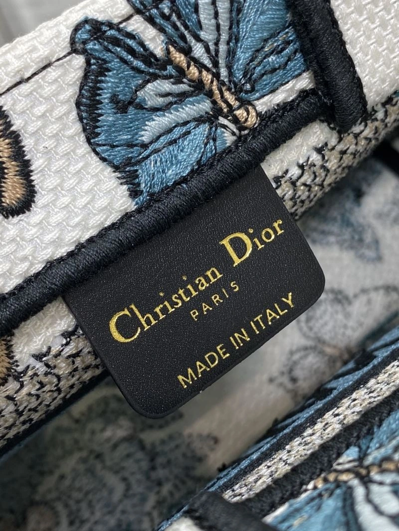 Compact Christian Dior Shopping Bags 70511