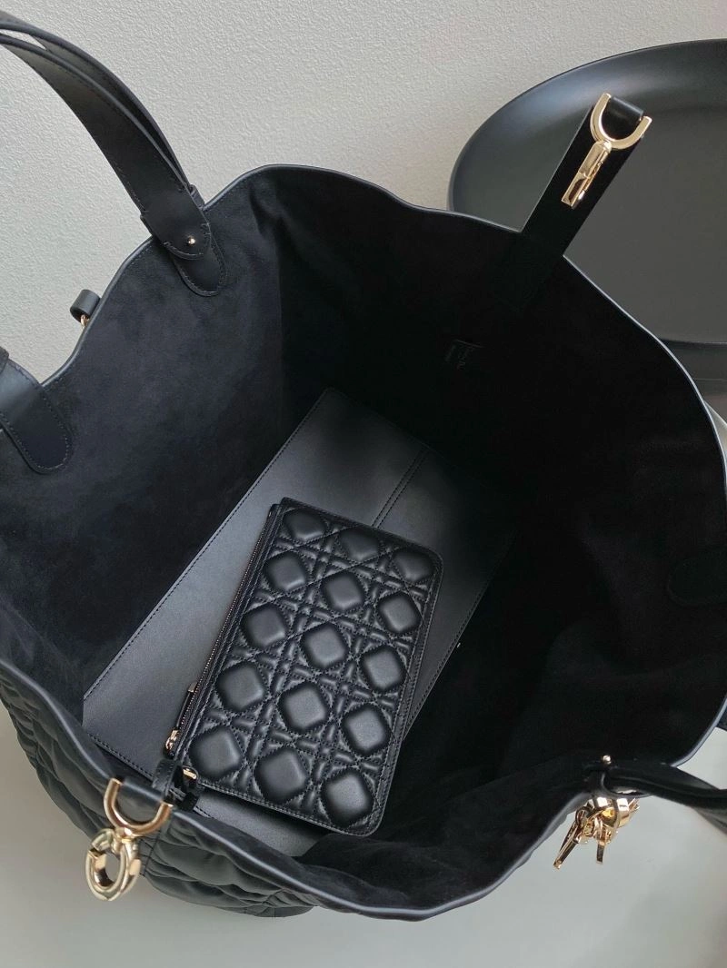 Christian Dior Shopping Bags WellDesigned 70603