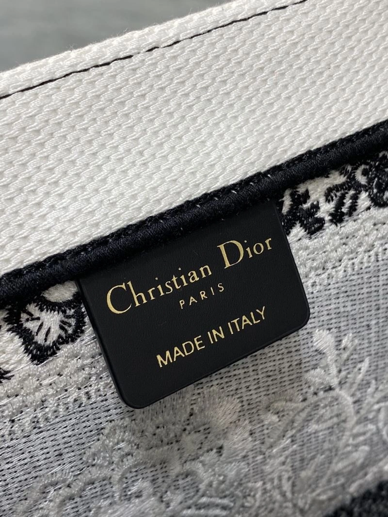 Modern Christian Dior Shopping Bags 70484