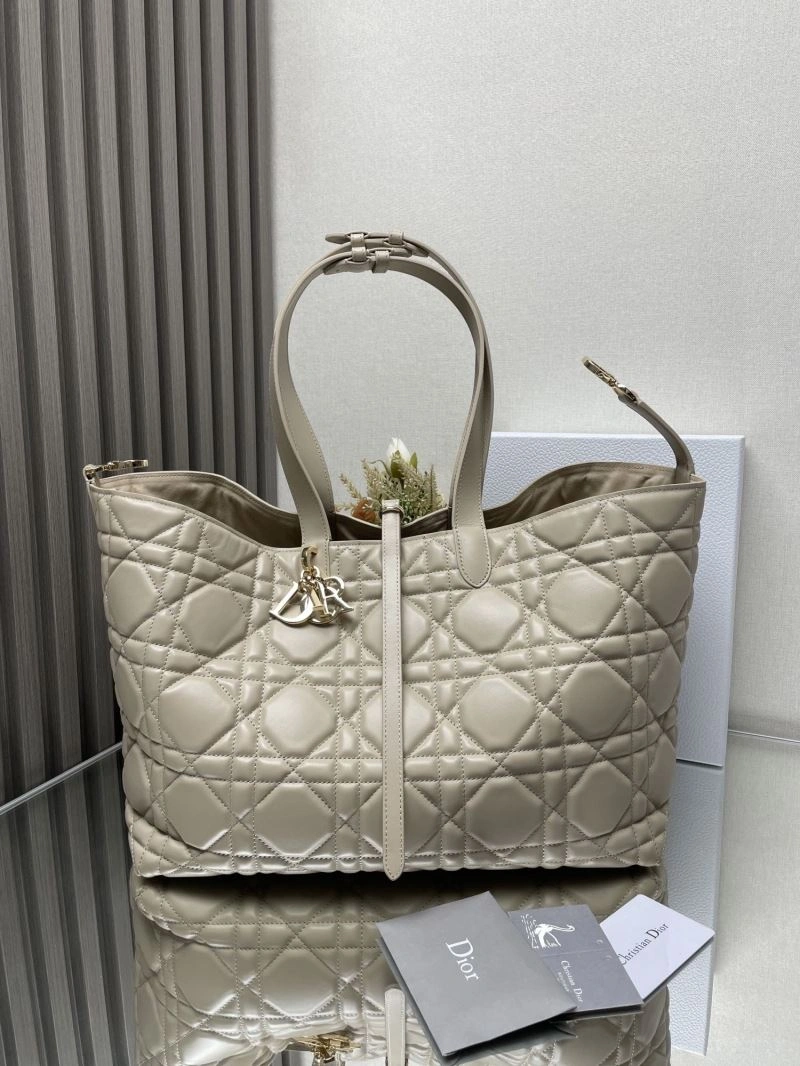 Christian Dior Shopping Bags Seasonal 70516