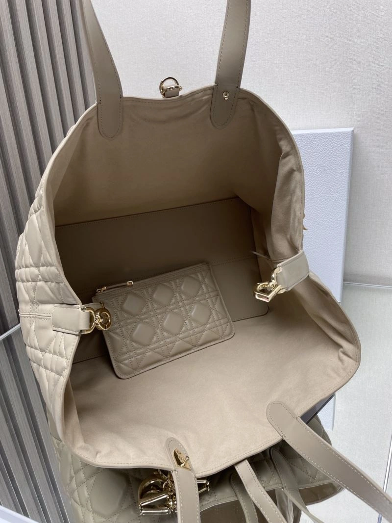 Christian Dior Shopping Bags Seasonal 70516