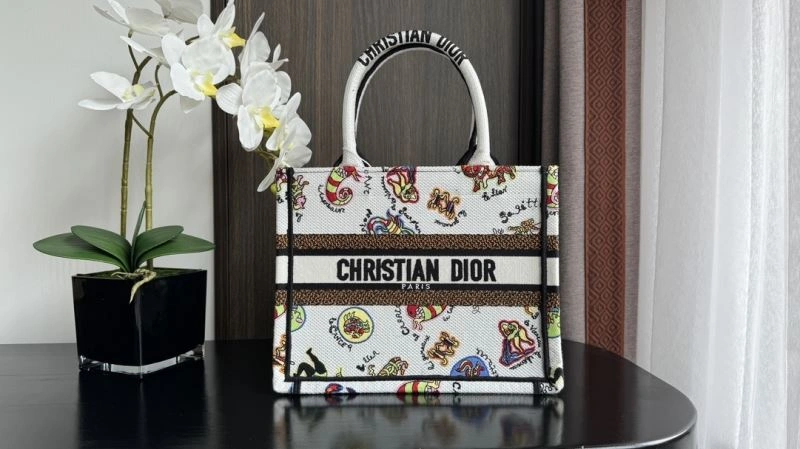 Christian Dior Shopping Bags Sophisticated 70469
