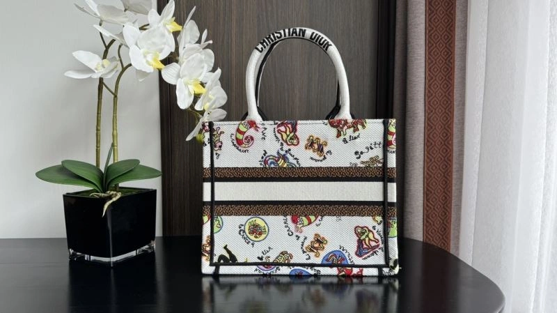 Christian Dior Shopping Bags Sophisticated 70469