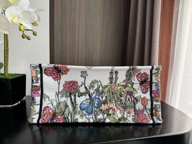 Stylish Christian Dior Shopping Bags 70460