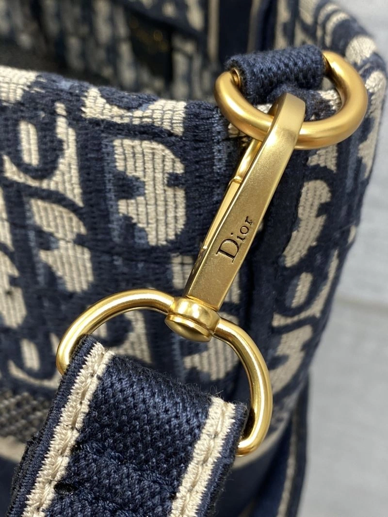Christian Dior Shopping Bags ModernLook 70439
