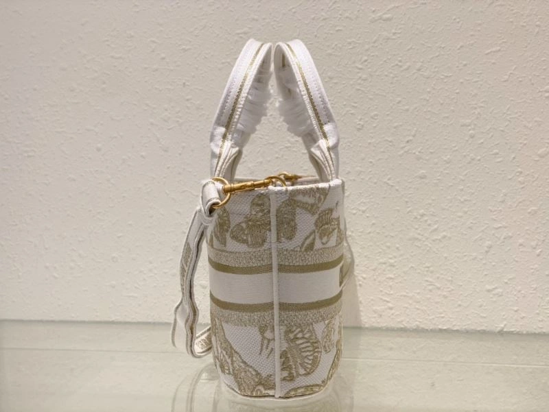 Christian Dior Shopping Bags Contemporary 70447
