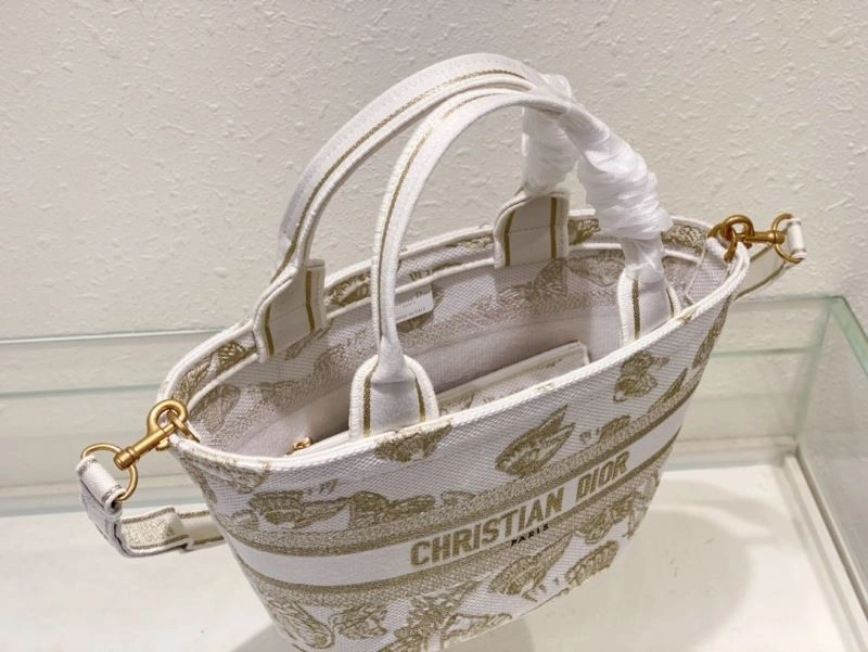 Christian Dior Shopping Bags Contemporary 70447