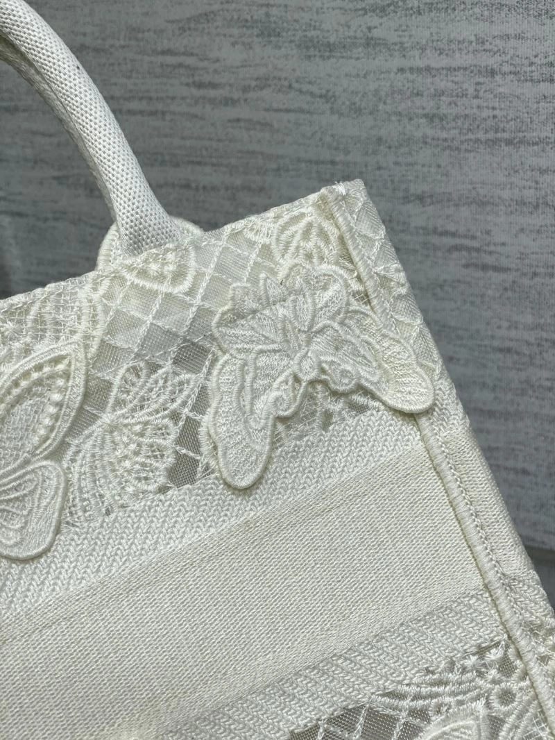 Bright Christian Dior Shopping Bags 70444
