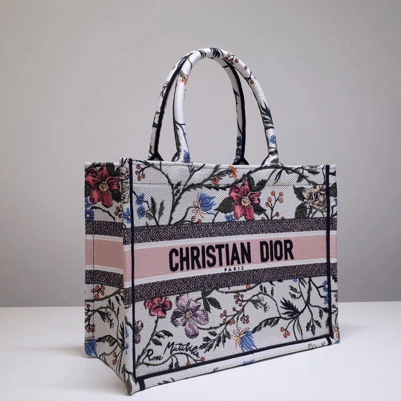 Christian Dior Shopping Bags UrbanChic 70437