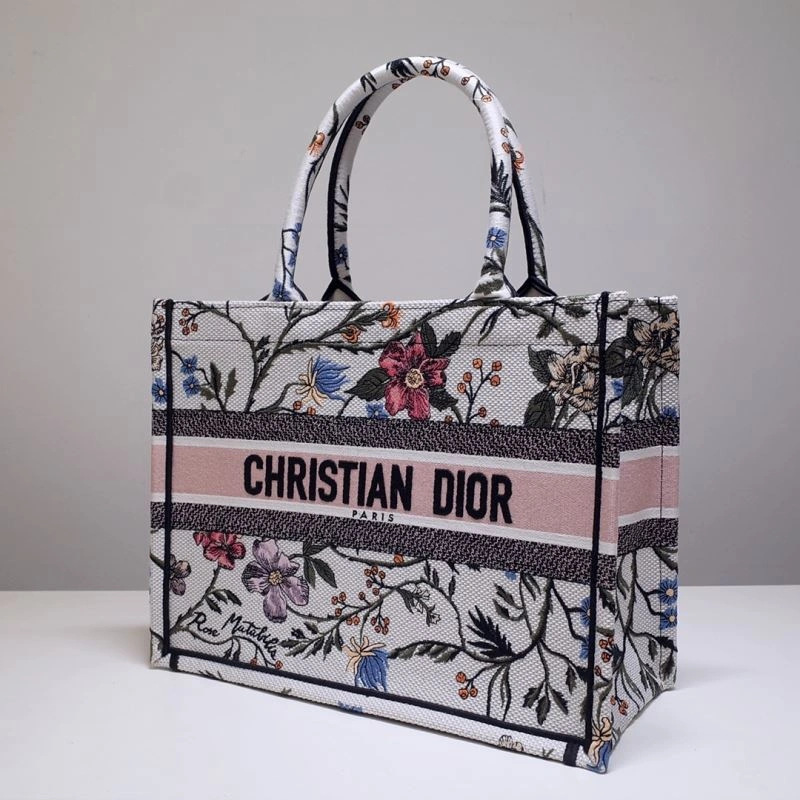 Christian Dior Shopping Bags UrbanChic 70437