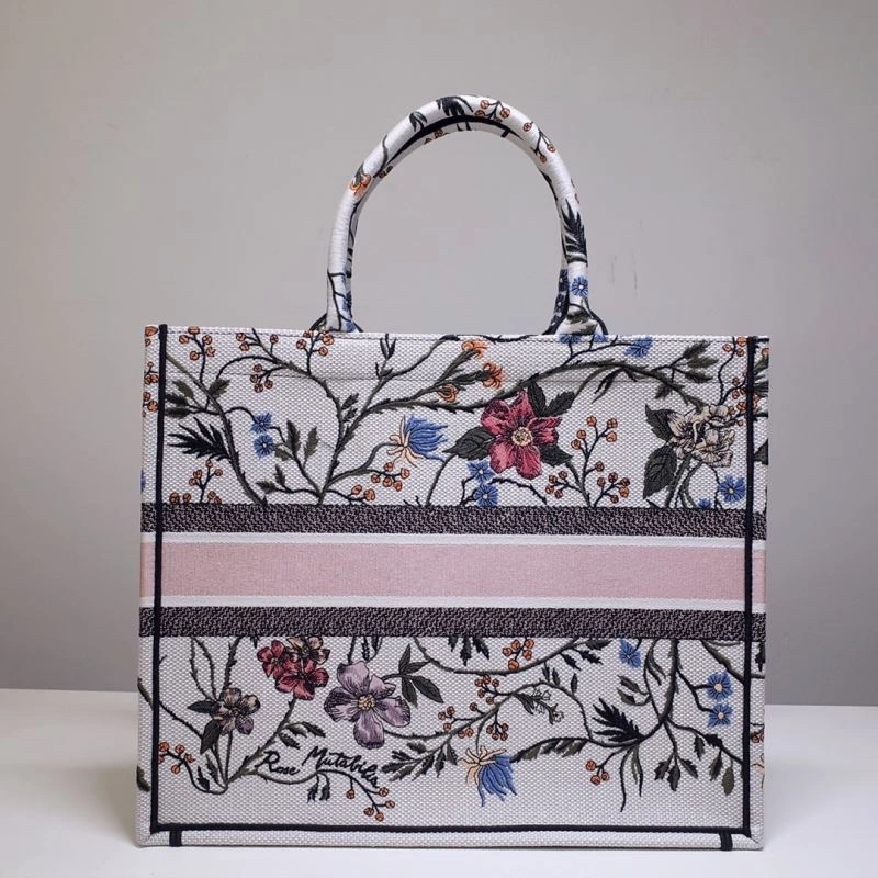Attractive Christian Dior Shopping Bags 70435