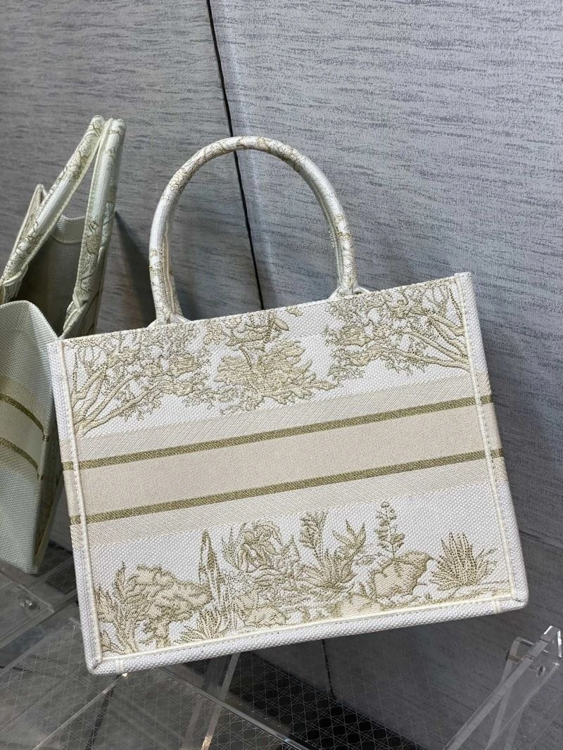 Sophisticated Christian Dior Shopping Bags 70482