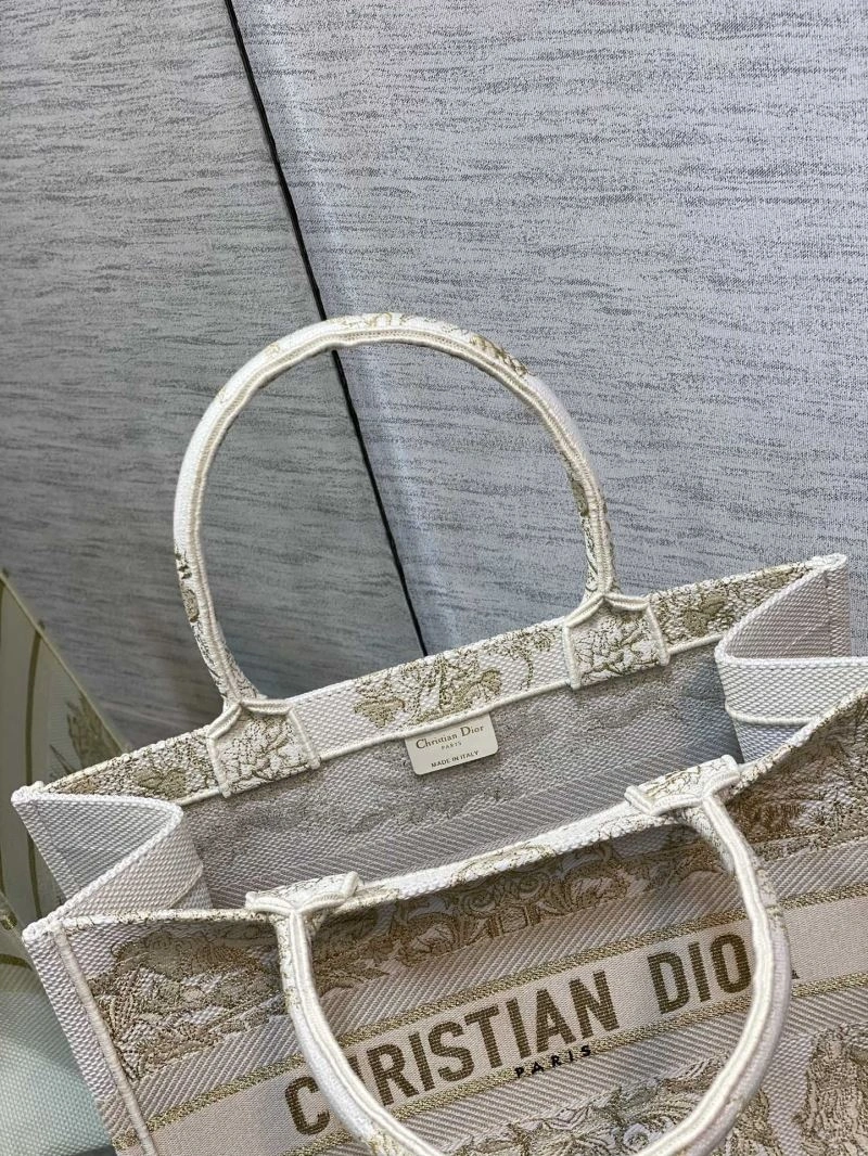 Sophisticated Christian Dior Shopping Bags 70482