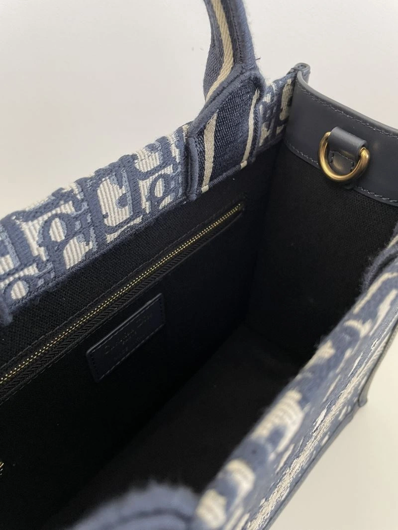 Christian Dior Shopping Bags AllSeason 70428