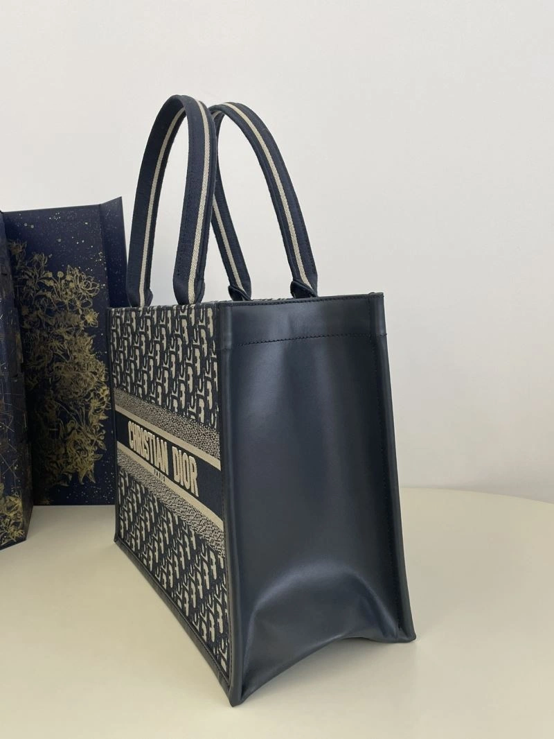 Christian Dior Shopping Bags Sophisticated 70424