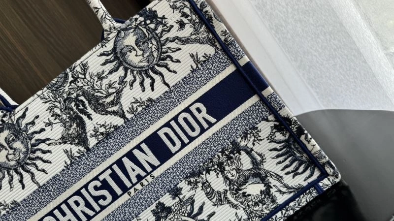 Christian Dior Shopping Bags GoAnywhere 70417