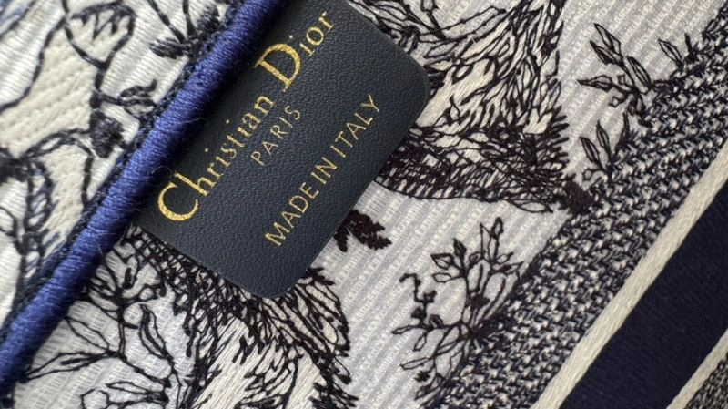Christian Dior Shopping Bags GoAnywhere 70417