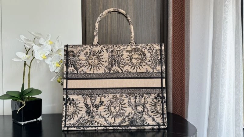 Comfortable Christian Dior Shopping Bags 70409