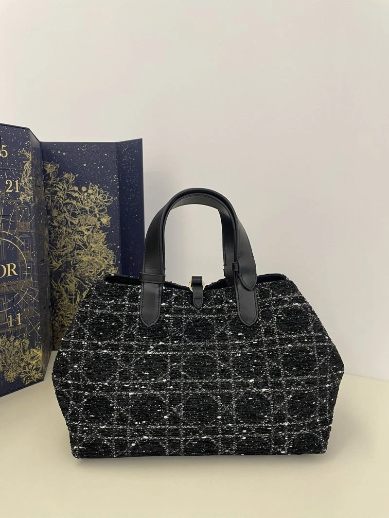 Resilient Christian Dior Shopping Bags 70443
