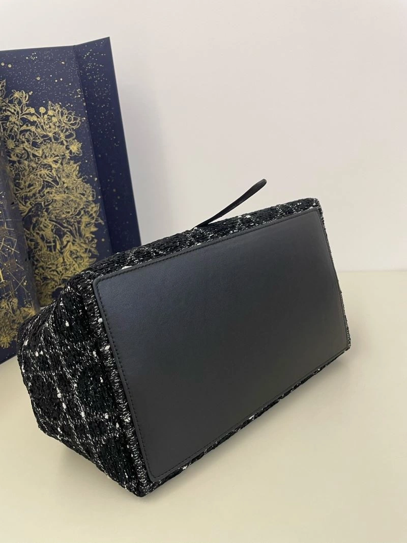 Resilient Christian Dior Shopping Bags 70443