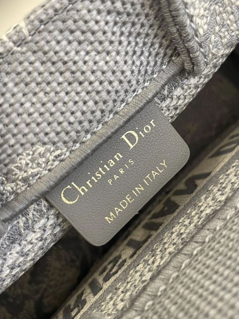 UrbanStyle Christian Dior Shopping Bags 70408