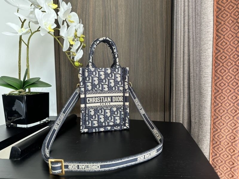Christian Dior Shopping Bags Attractive 70405