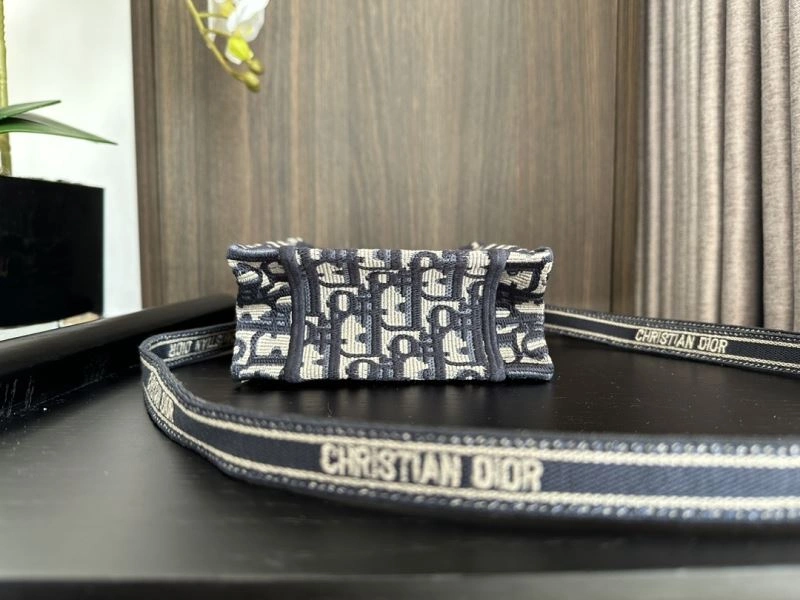 Christian Dior Shopping Bags Attractive 70405