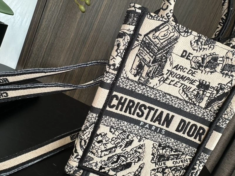 Christian Dior Shopping Bags Vibrant 70485
