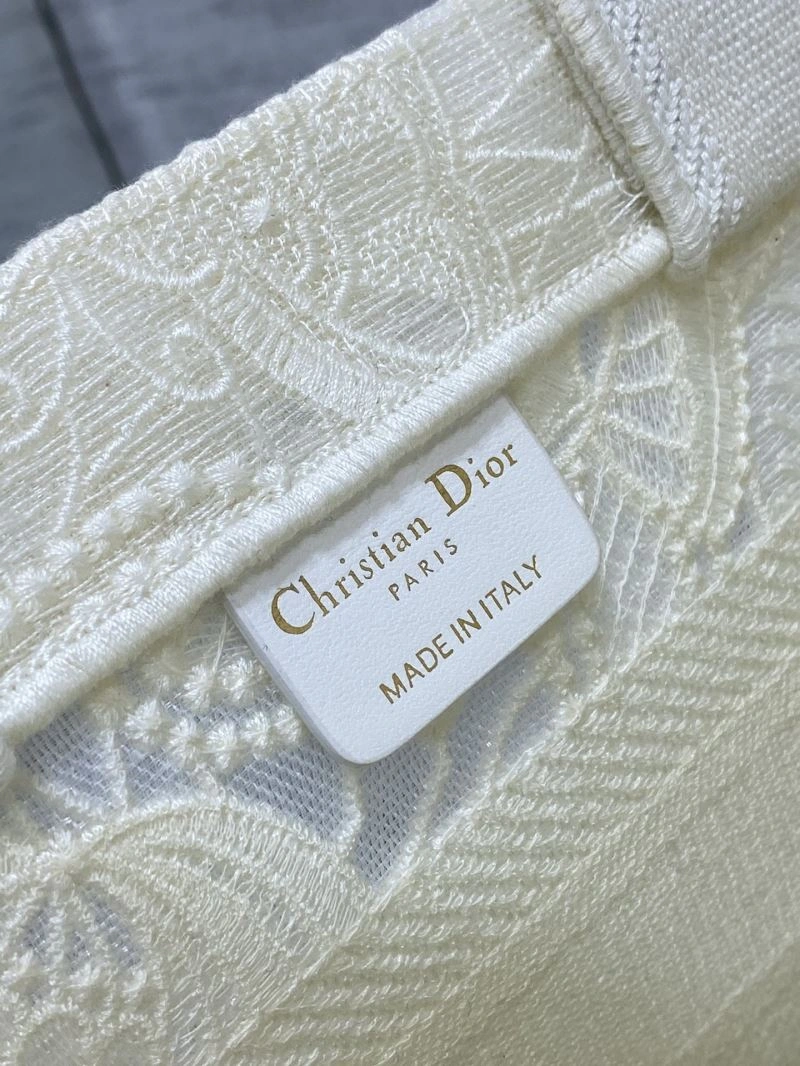 Christian Dior Shopping Bags Fashionable 70397