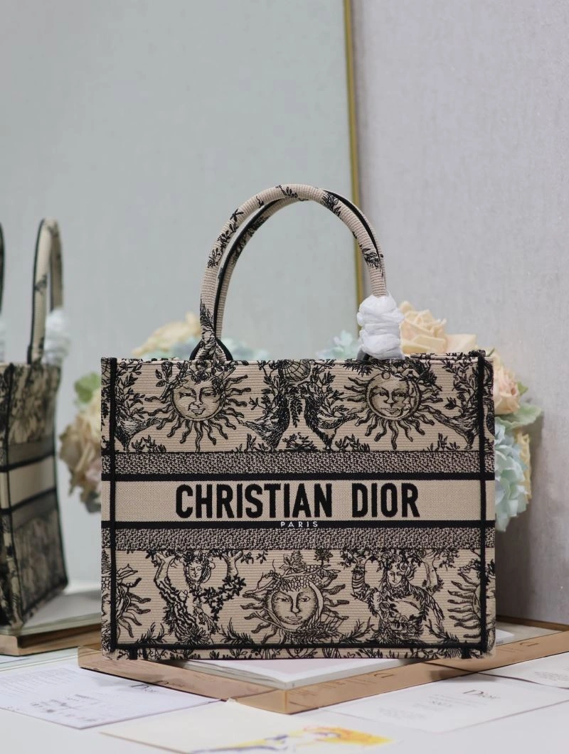 Casual Christian Dior Shopping Bags 70465