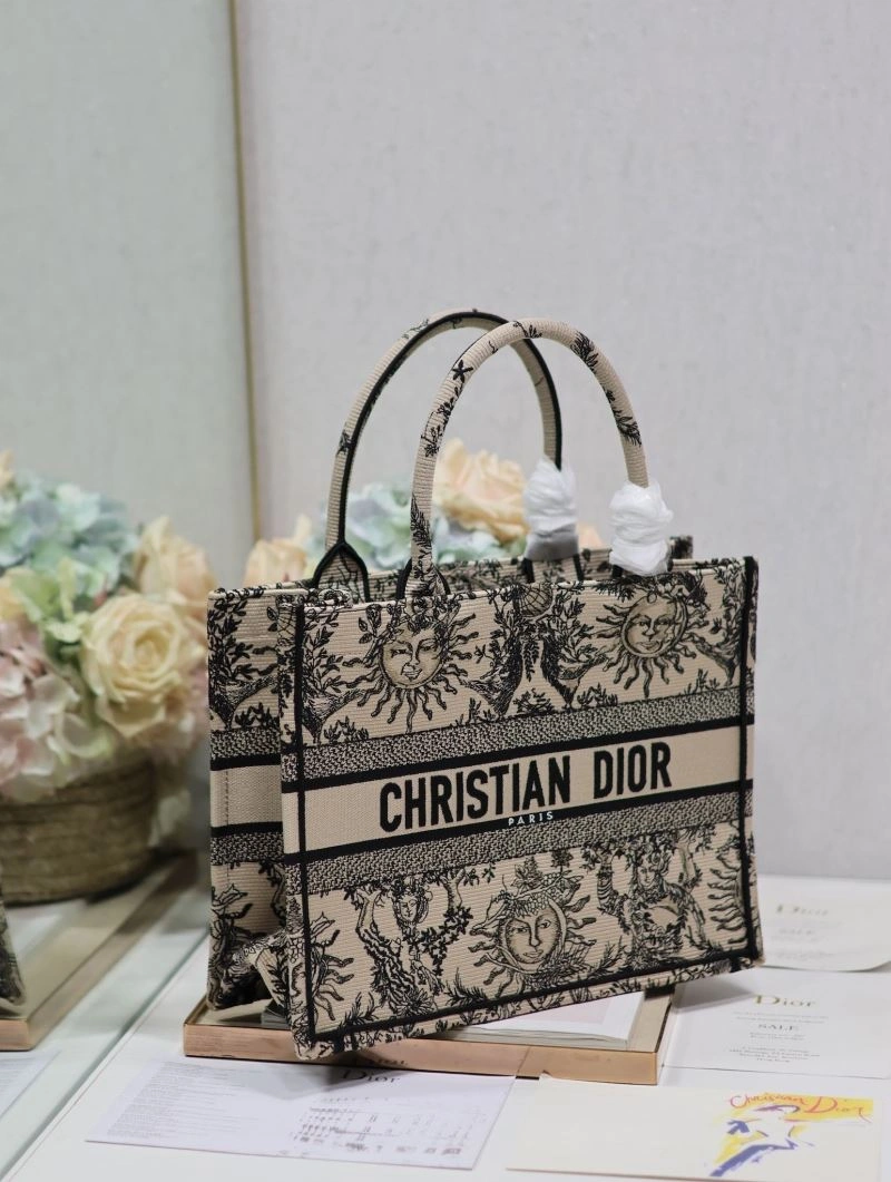 Casual Christian Dior Shopping Bags 70465