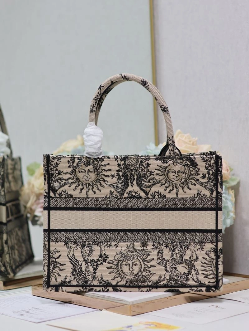 Casual Christian Dior Shopping Bags 70465