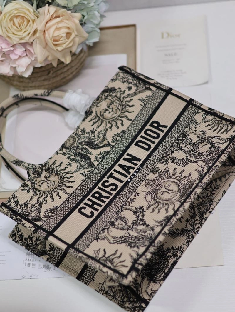 Casual Christian Dior Shopping Bags 70465
