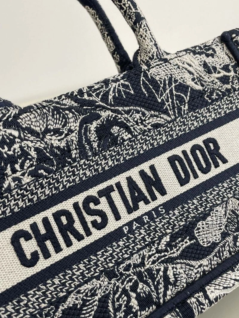 Christian Dior Shopping Bags Functional 70470