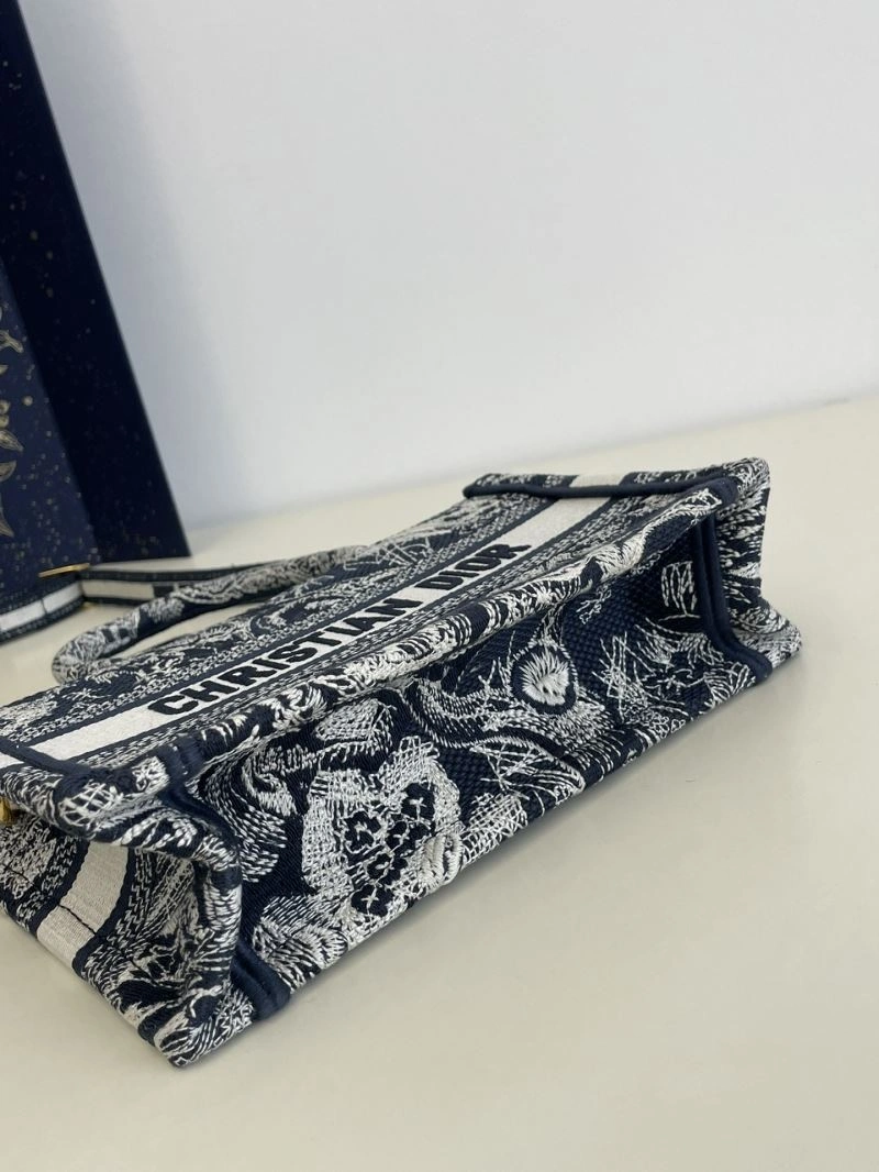 Christian Dior Shopping Bags Functional 70470