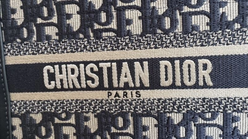 Premium Christian Dior Shopping Bags 70395
