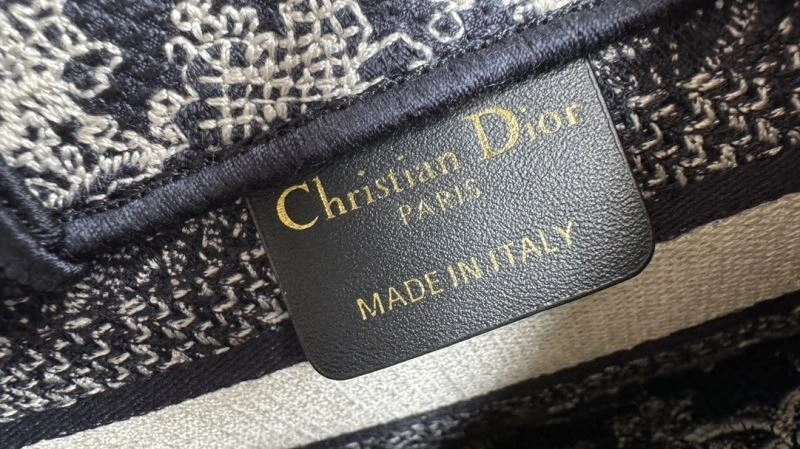 Christian Dior Shopping Bags SmoothTexture 70392