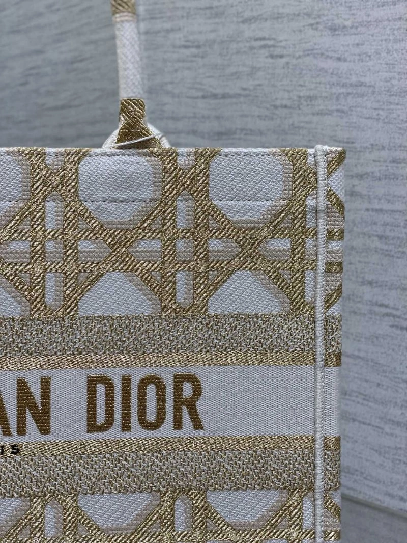 Christian Dior Shopping Bags MoistureWicking 70380