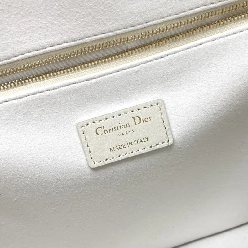 FreshLook Christian Dior Shopping Bags 37701