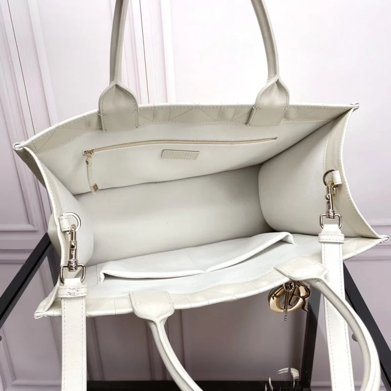 FreshLook Christian Dior Shopping Bags 37701