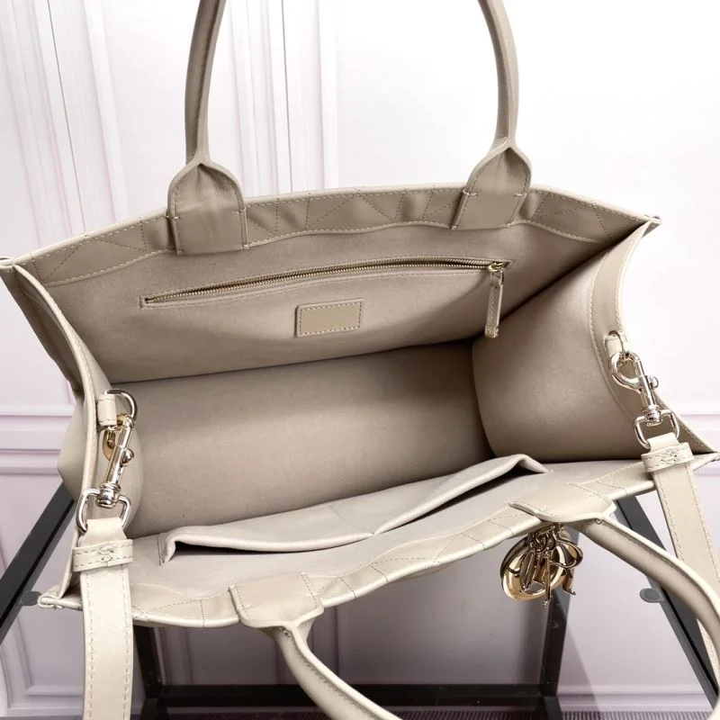 Attractive Christian Dior Shopping Bags 37697